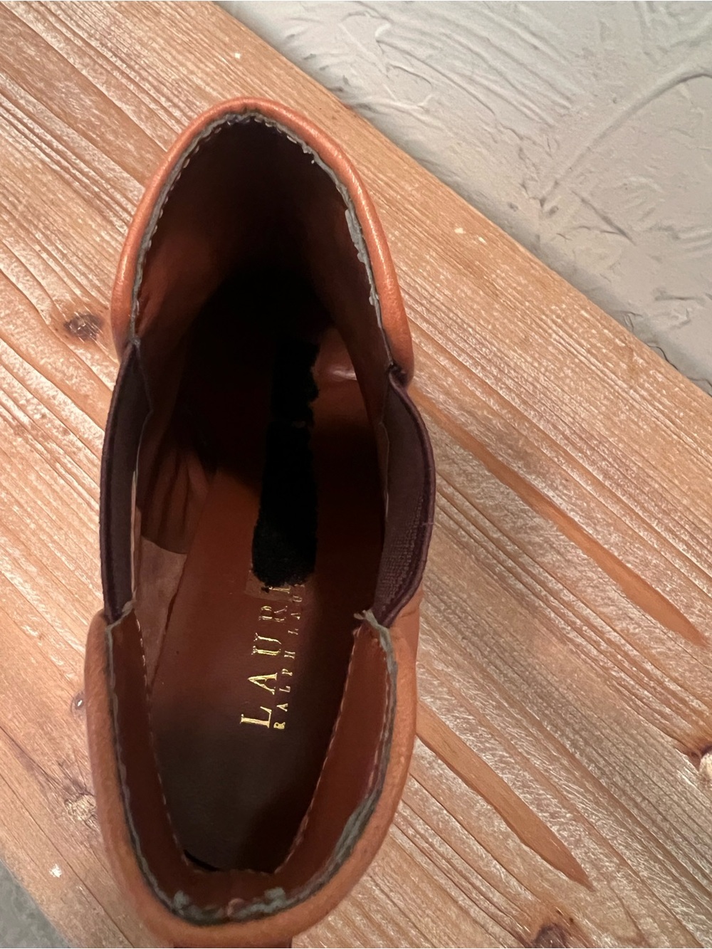Lauren Ralph Lauren Tan Pointed-Toe Leather Ankle Booties. Size 8 B - Picture 9 of 9